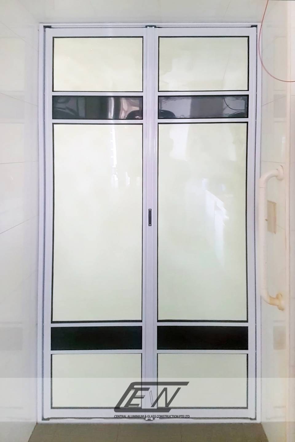 Aluminium Frame PVC Bi-Fold (Top & Bottom Track)